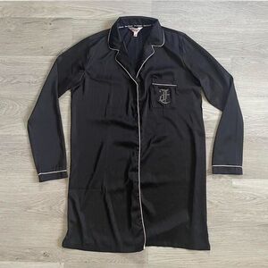 Juicy Couture Black Robe with Elegant Piping